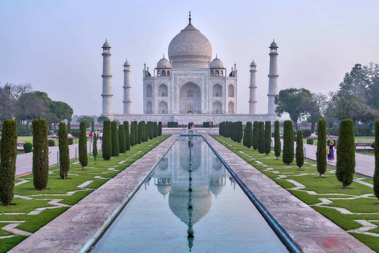 Urban India cityscape representing Pune business travel and neighborhood stays